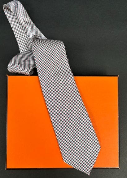 Hermès Paris
Tie in printed twill fabric...