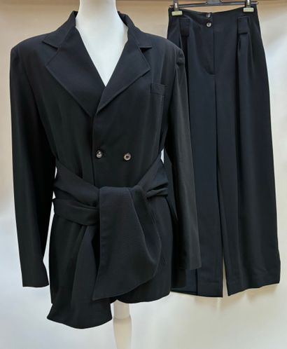 Jin Abe
Black crepe one-jacket suit with...