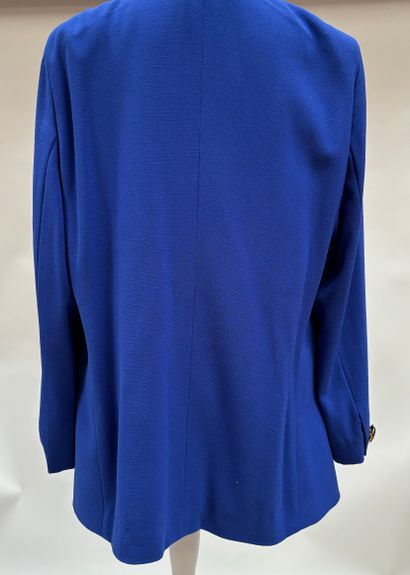 Givenchy
Electric blue crepe jacket
Gold...
