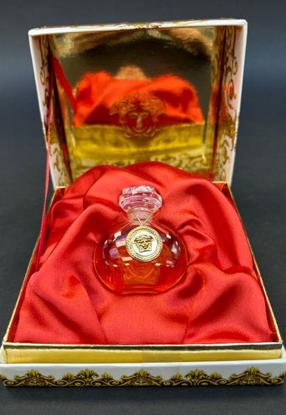 Gianni Versace - 
