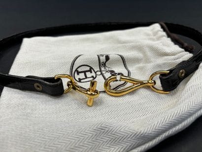 Hermès
Fine black crocodile waist belt 
Gold-plated...