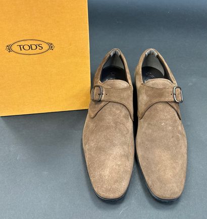 Tod's
Paire de mocassins homme à boucle,...