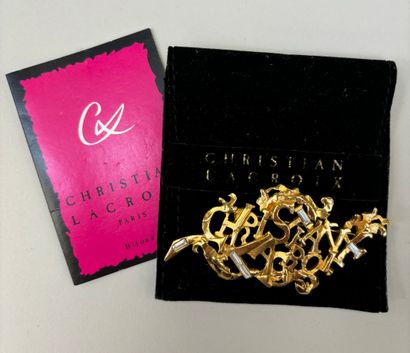Christian Lacroix 
Baroque brooch in gilded...