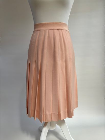 Céline 
Pleated knee-length skirt
 In pale...