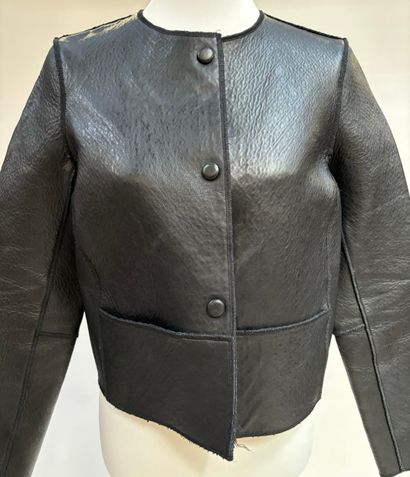 MAJE
Veste en cuir d'agneau, doublure texturée...