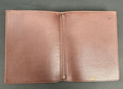 Hermès Paris
Agenda cover in brown grained...