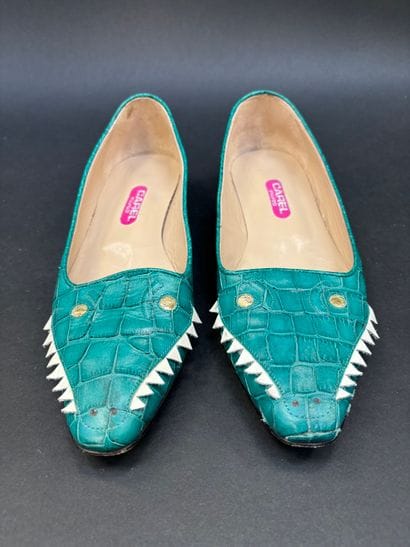 CAREL
Paire de ballerines croco, 
En cuir...