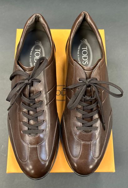 Tod's
Pair of brown overstitched leather...