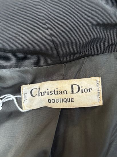 Christian DIOR 
Cape du soir 
noir en velour...