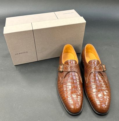 JM Weston
Paire de derbies en crocodile gold...