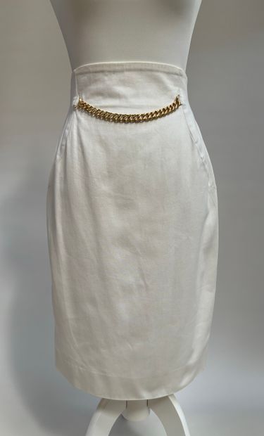 Céline 
Straight knee-length skirt in white...