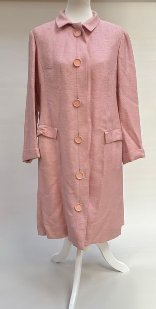 Nina RICCI 
Manteau rose 
En bourette de...