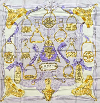 Hermès Paris 
Square in printed silk twill...