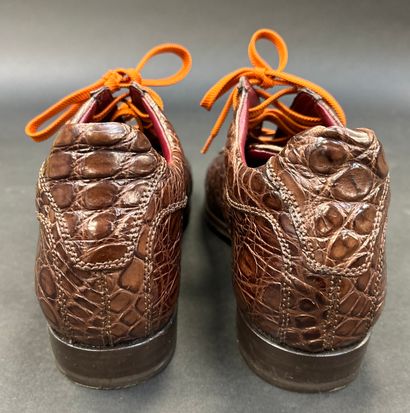 Fratelli Borgioli
Paire de baskets en crocodile...