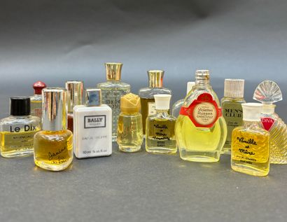 Various Perfumers - (1950s-1980s)
Large lot...