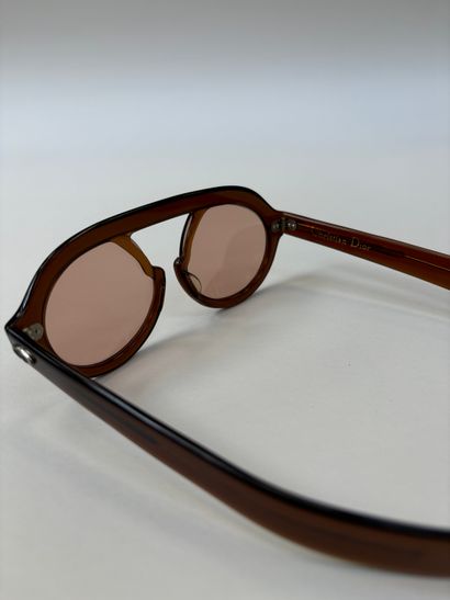 Christian Dior
Vintage brown sunglasses