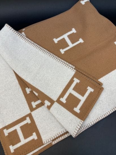 Hermès Paris.
Cashmere and wool plaid in...