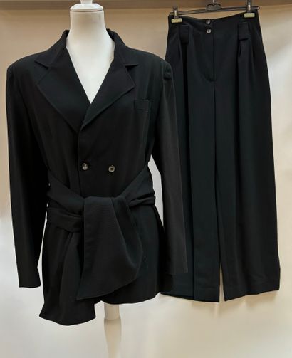 Jin Abe
Black crepe one-jacket suit with...