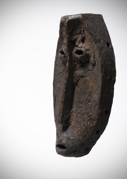 Lega Congo (DRC) Slightly concave oval-shaped...
