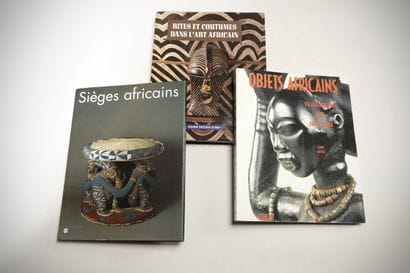 A set of 3 books: Sièges africains, Sandra...