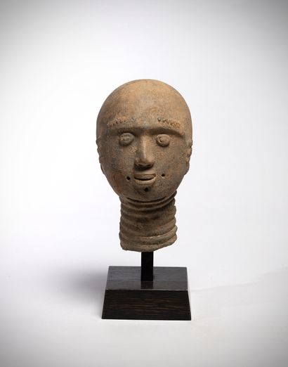 Ashanti Ghana Beautiful pinkish-ochre terracotta...