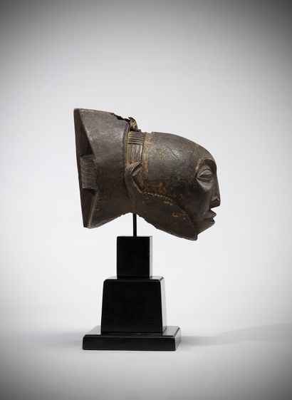 Hemba Congo (DRC) Important statue head in...