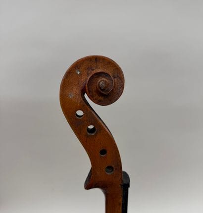 Violon Français du XIXe siècle, non fileté,table...