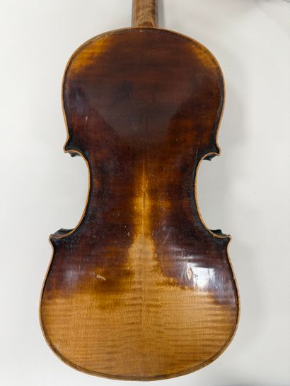 Violon Français du XVIIIe , début XIXe portant...