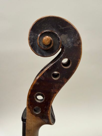 Violon Français fait vers 1900 portant une...