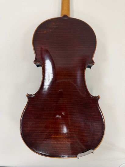 Violon français fait en première moitié du...