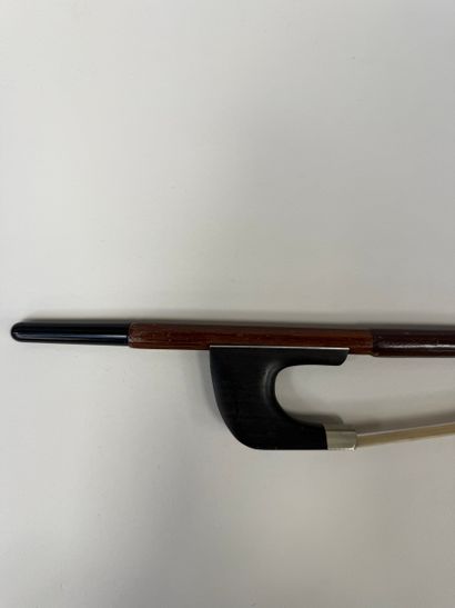 Archet de contrebasse modèle allemand, baguette...