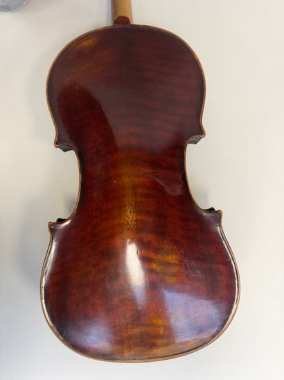 Violon fait fin XIXe portant une étiquette...