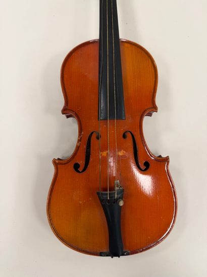 Violon français 1/8e, fait à Mirecourt vers...