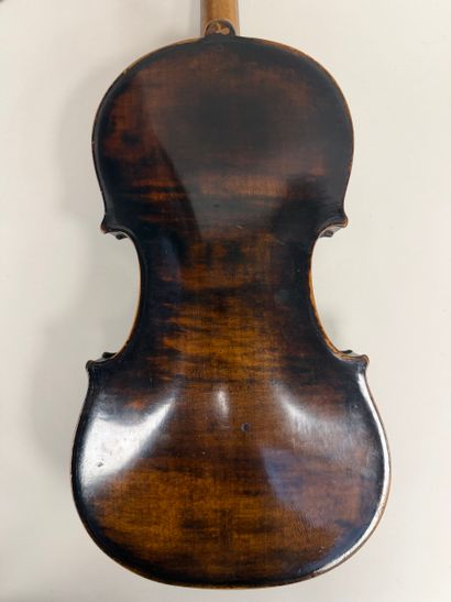 Violon baroque d'origine, anonyme portant...