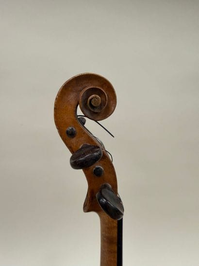 Violon français 
Probablement fait par Jean...