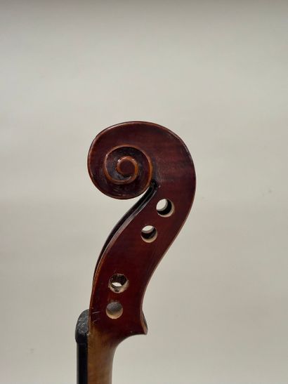 Violon français fait chez Laberte vers 1940,...