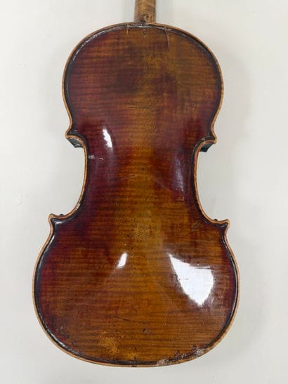 Violon Français fait à Mirecourt portant...