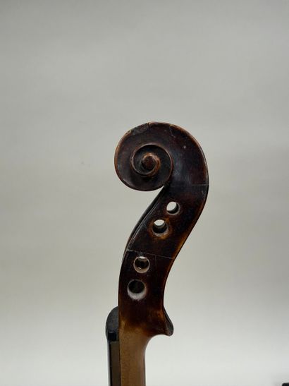 Violon Français fait au XIXe siècle portant...