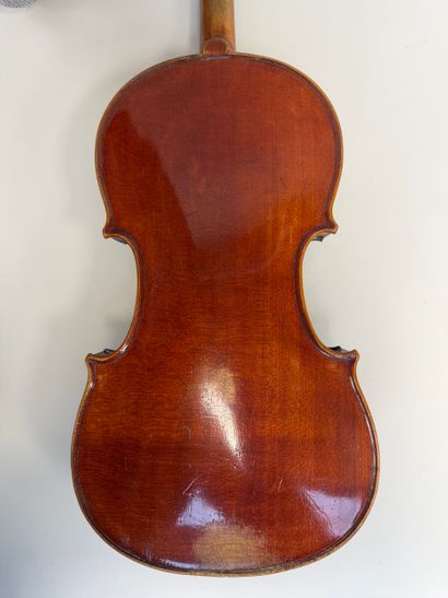 Violon fait fin XIXe portant une étiquette...