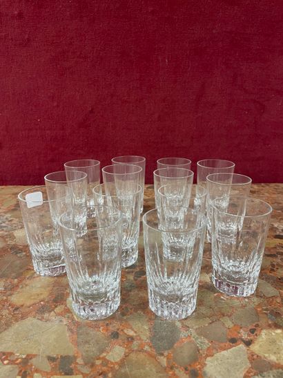 BACCARAT, modèle Spear 
14 verres à eau en...