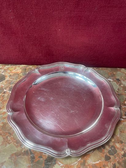 L. LAPAN 
925/°° silver platter with scalloped...