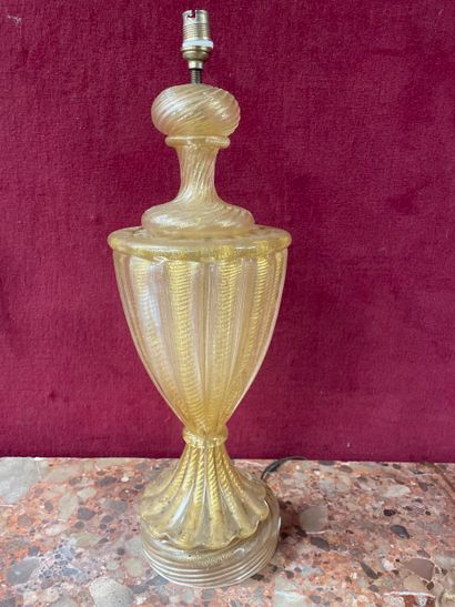 BARROVIER & TOSO 
Pied de lampe en verre...