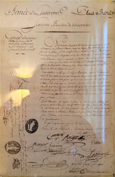 Lot de trois sous verres, documents et laissez...
