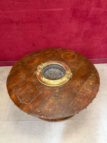 Circular brazier 
Made of natural wood
Decorated...