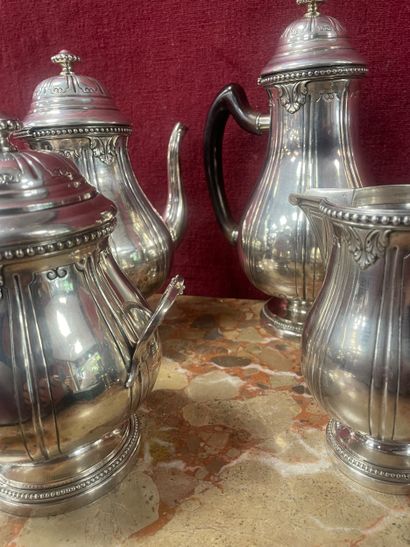 A 925/°° silver serving set, with a chased...