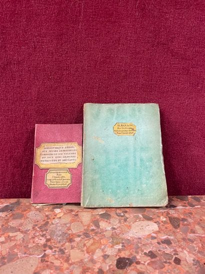 Deux volumes comprenant 
- Etrenne Mignonnes...