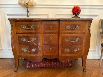Chest of drawers
With three drawers
Made...