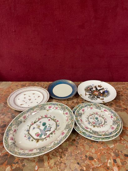 Bernardeau à LIMOGES 
Plat et deux assiettes...