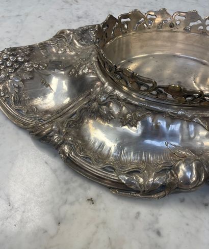 CHRISTOFLE 
Large centerpiece
Made of silver-plated...