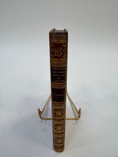 Constitutions des Treize Etats Unis de l'Amérique...